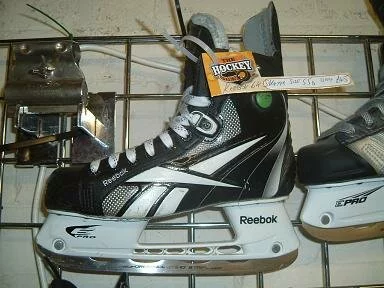 Reebok 6k Hockey skates - UK 5.5 d 