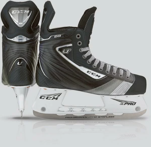 CCM U+09 Ice hockey skate 